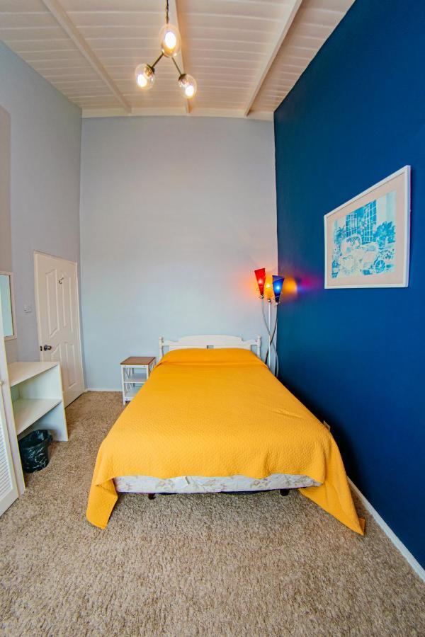 Jr Apartments Georgetown Bagian luar foto